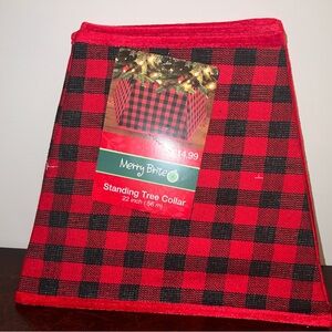 Red and Black Standing Tree Collar